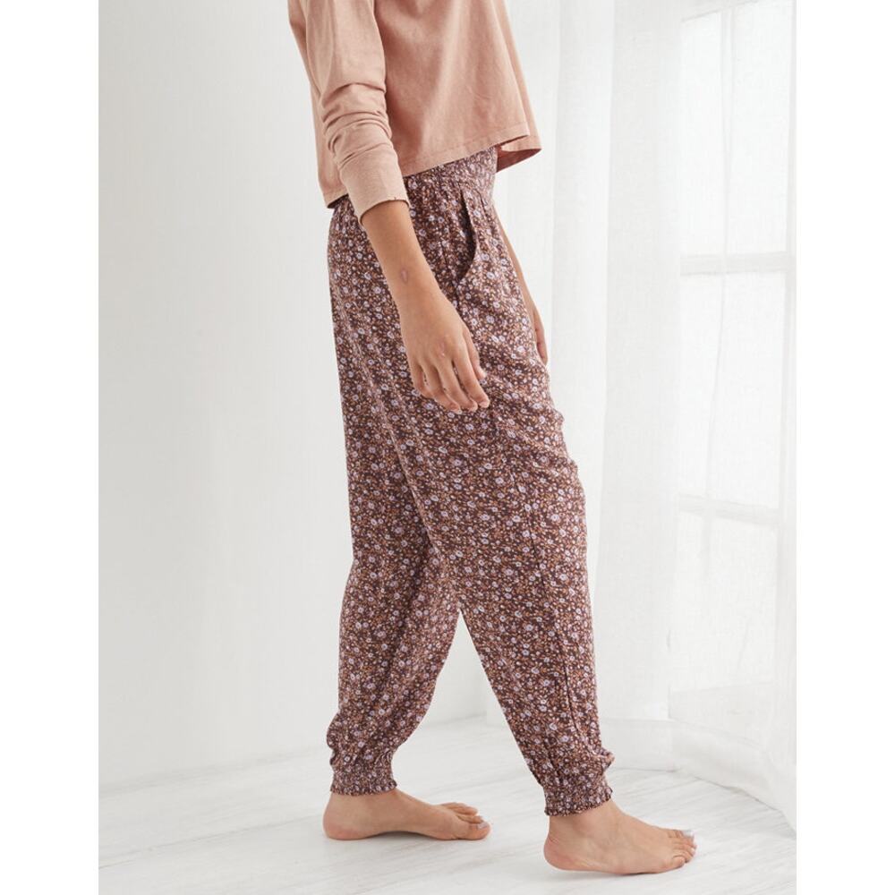 Aerie Homebody Jogger Pants Lightweight Size XS Casual Comfortable‎ Mauve Floral